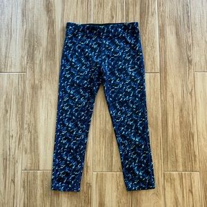 Nike Dri-Fit blue patterned cropped leggings Size S